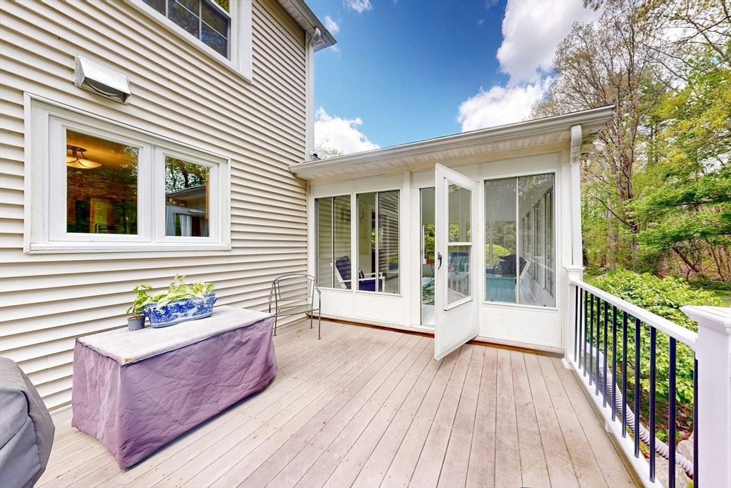 27 Cheney Pond Rd
