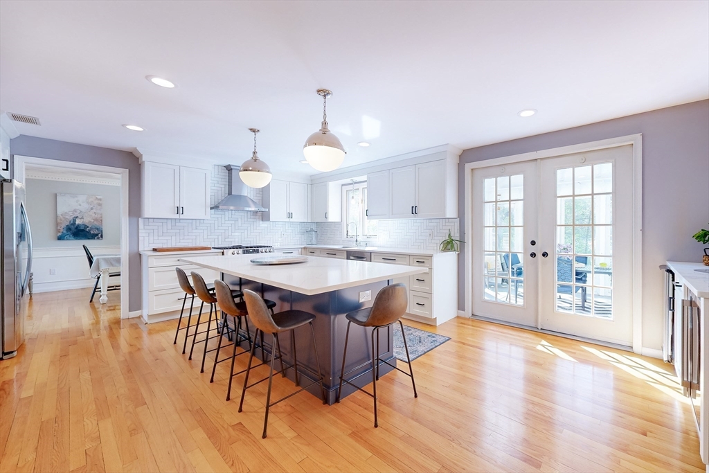 6 Pond View Ave