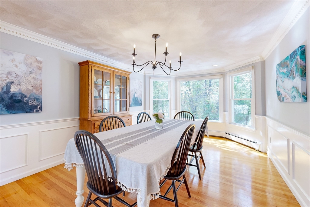 6 Pond View Ave