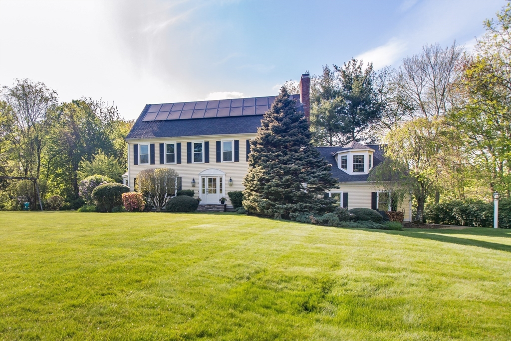 6 Pond View Ave