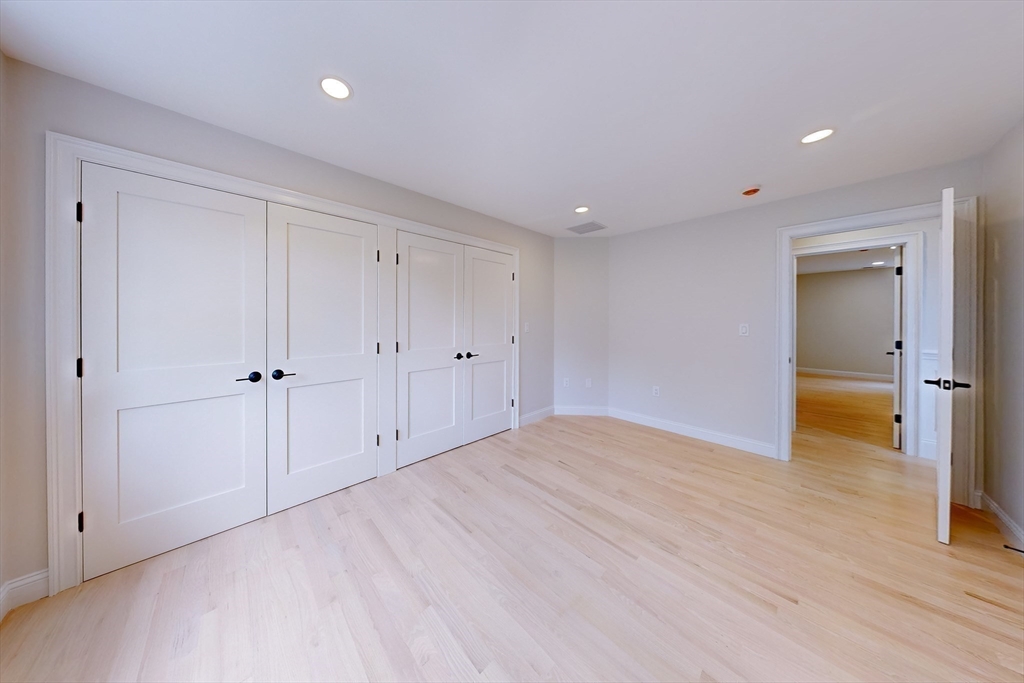 21 Pine St