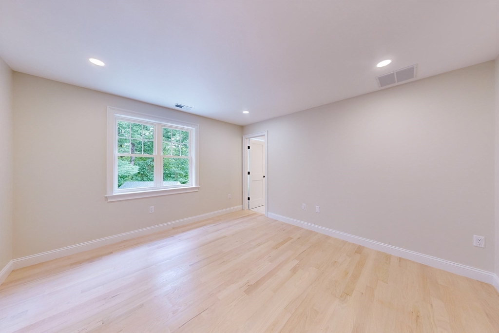 21 Pine St