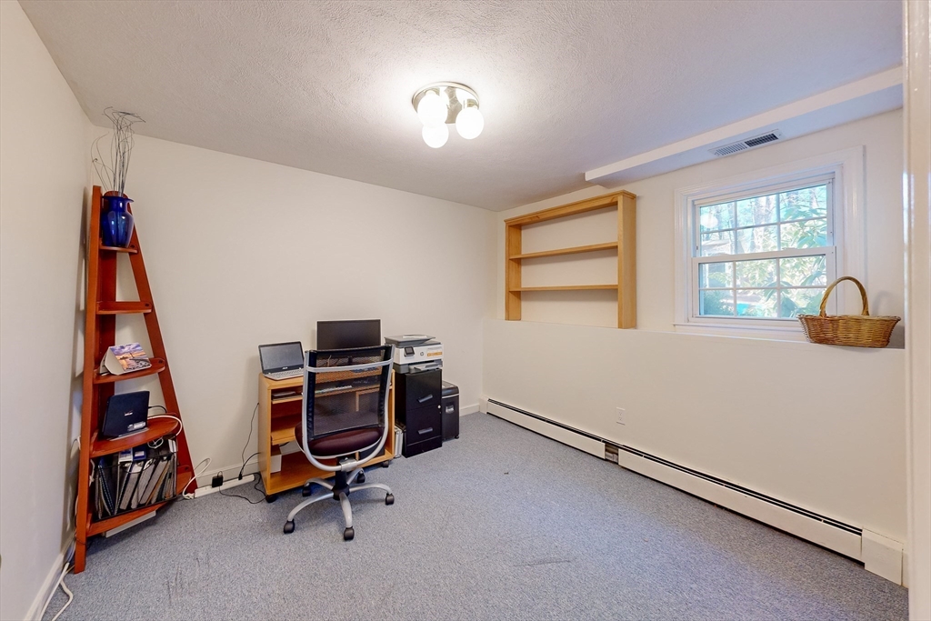 20 Forest St