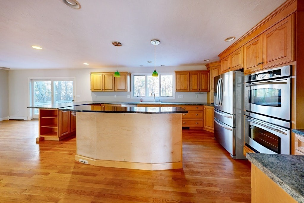 7 Delaney Dr