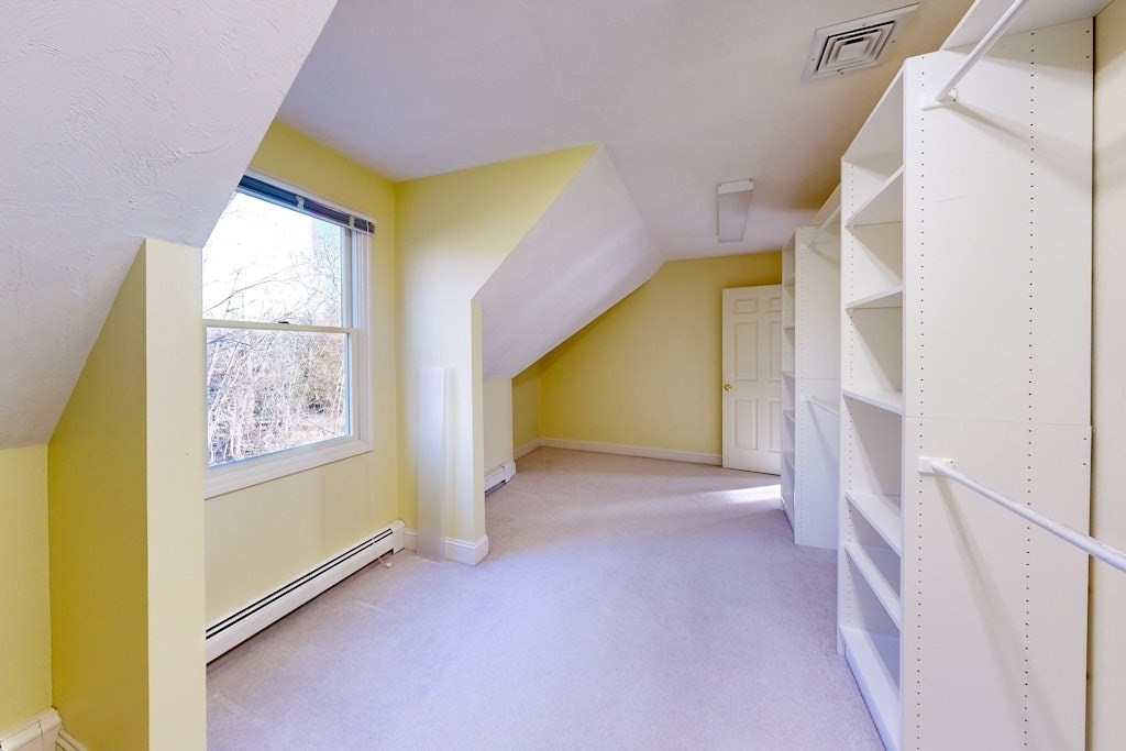 7 Delaney Dr