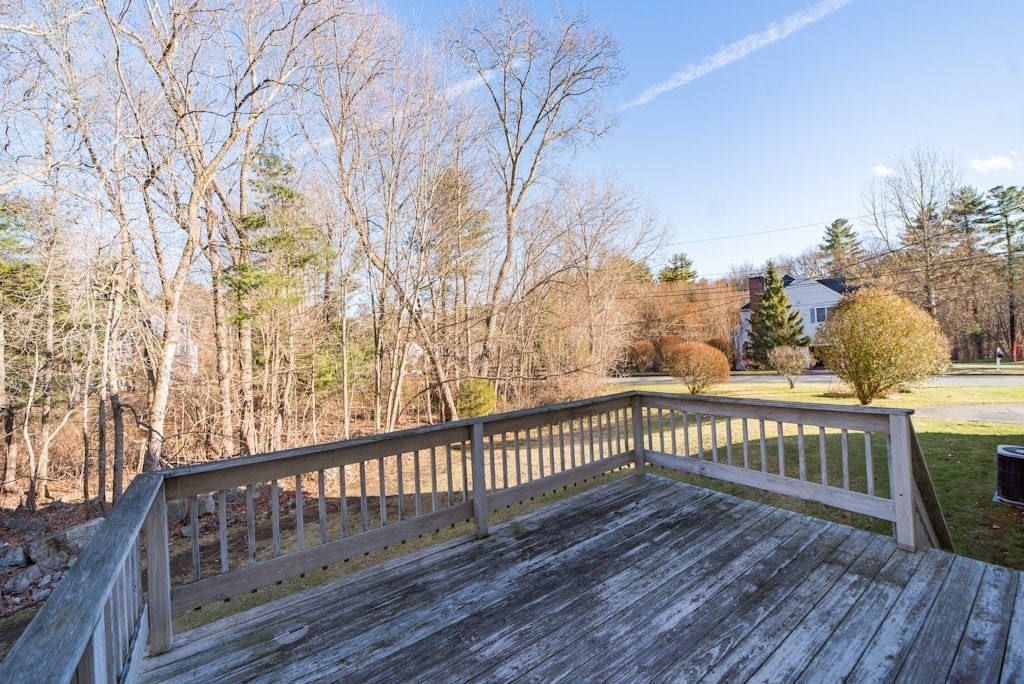 7 Delaney Dr