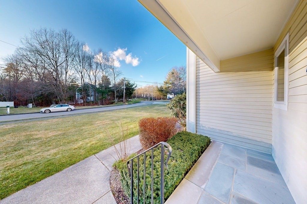 7 Delaney Dr
