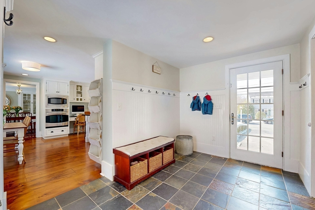 679 Main St