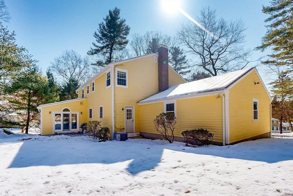 52 Indian Hill Rd
