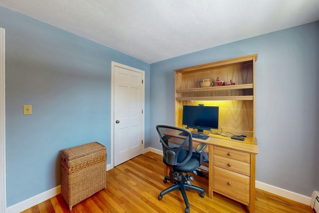 52 Indian Hill Rd