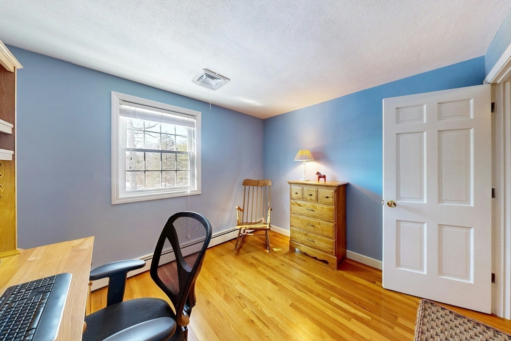 52 Indian Hill Rd