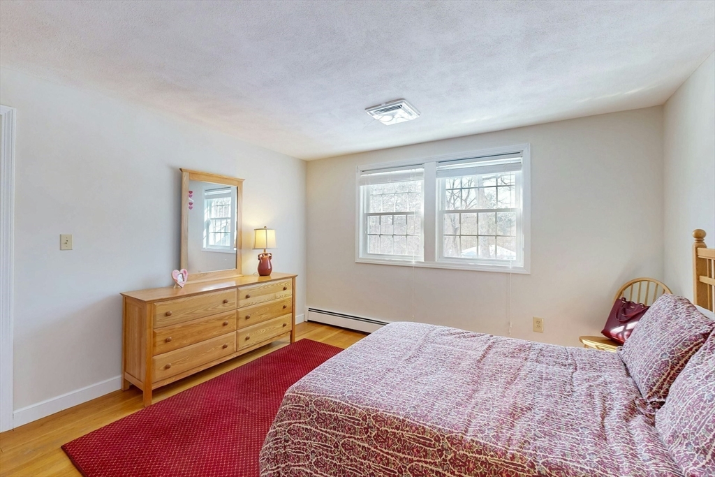 52 Indian Hill Rd