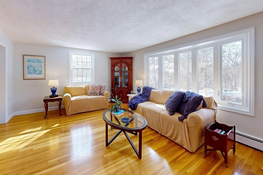 52 Indian Hill Rd