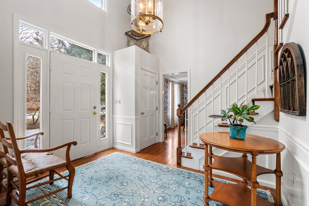 10 Pederzini Dr