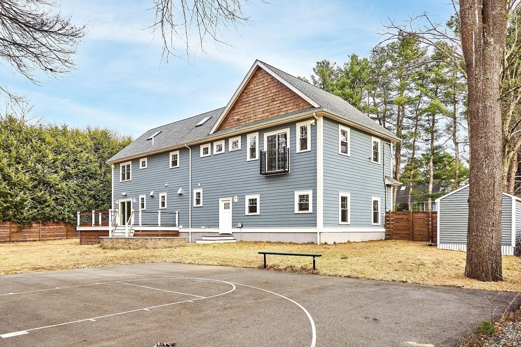1 Pine Grove Rd