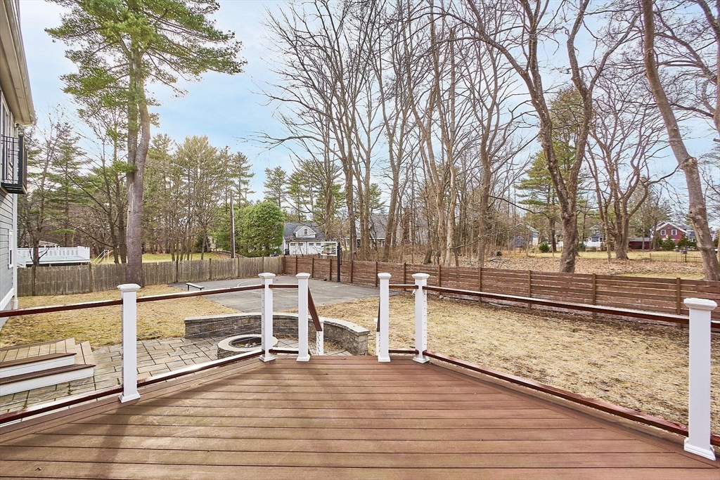 1 Pine Grove Rd