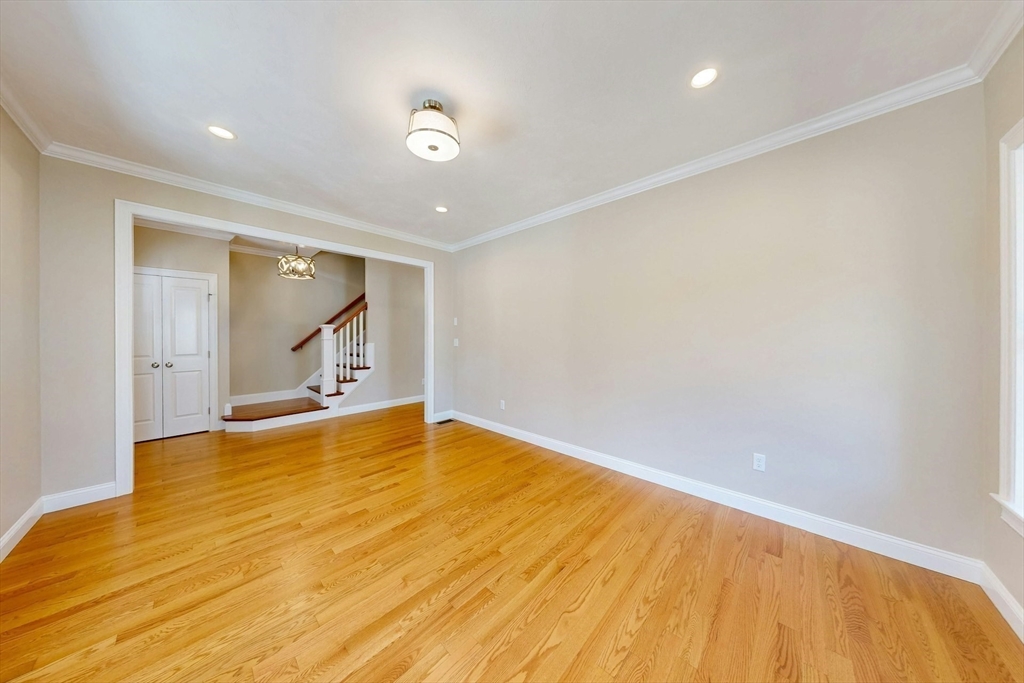 10 Homes Ave