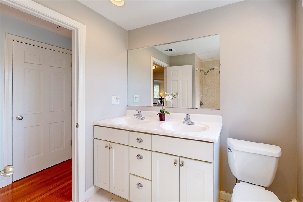 45 Stanhope Dr