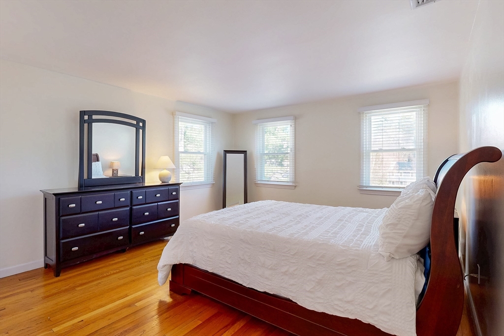 45 Stanhope Dr