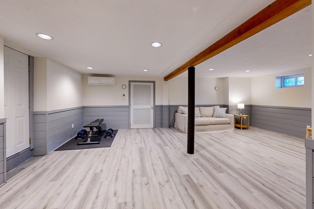 45 Stanhope Dr