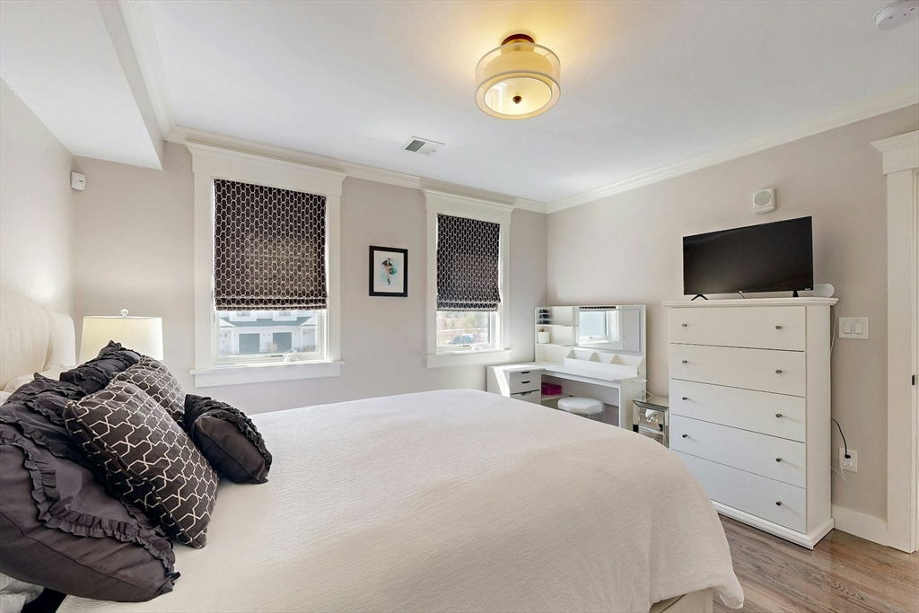 11 Hennery Way # 11