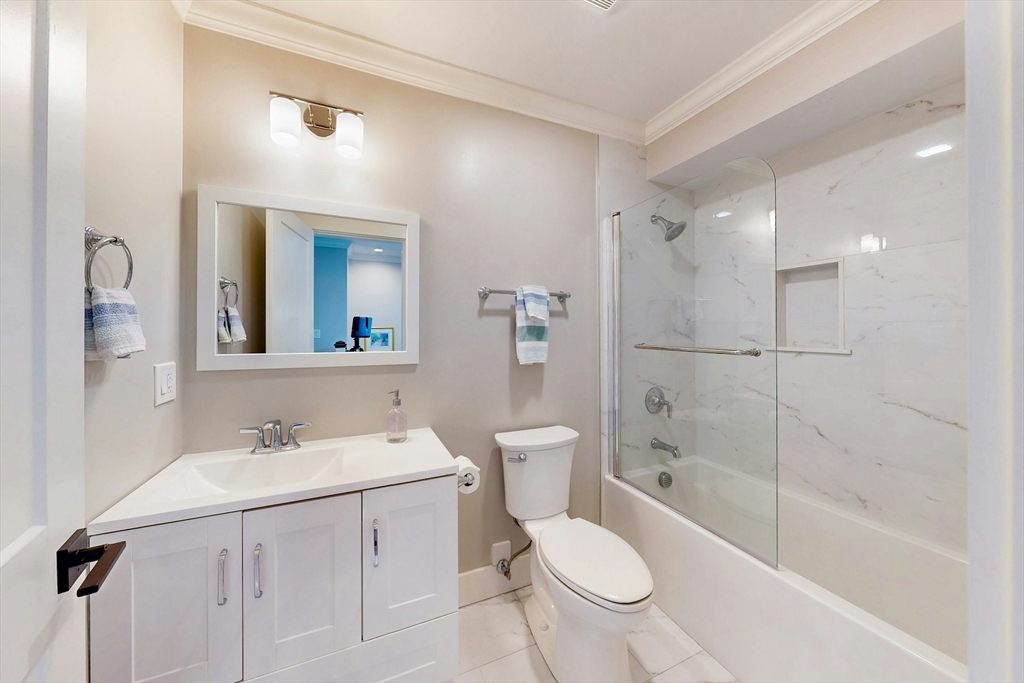 11 Hennery Way # 11