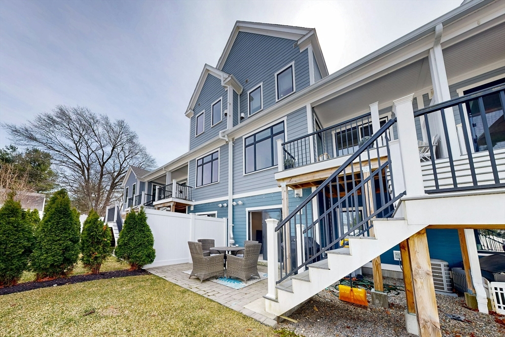 11 Hennery Way # 11