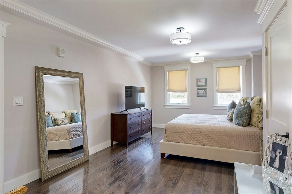 11 Hennery Way # 11
