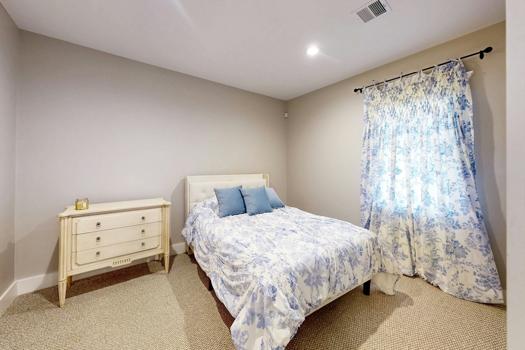 11 Hennery Way # 11