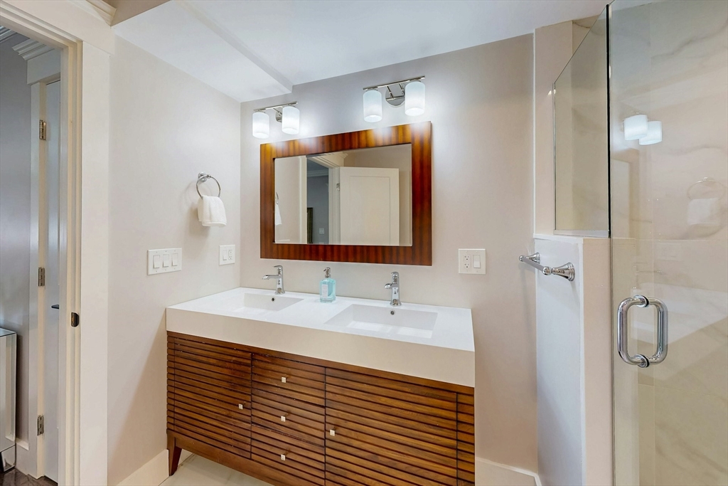 11 Hennery Way # 11