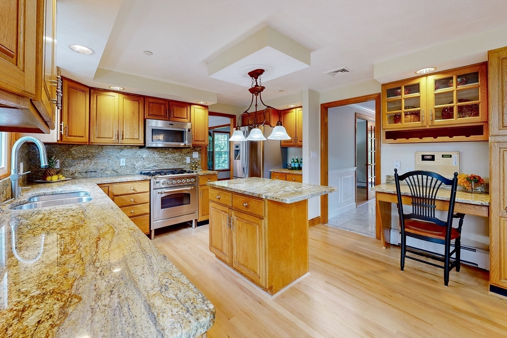 56 Emerson Rd