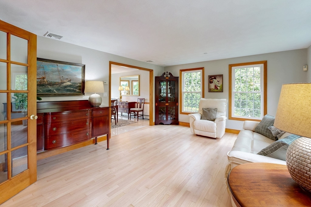 56 Emerson Rd