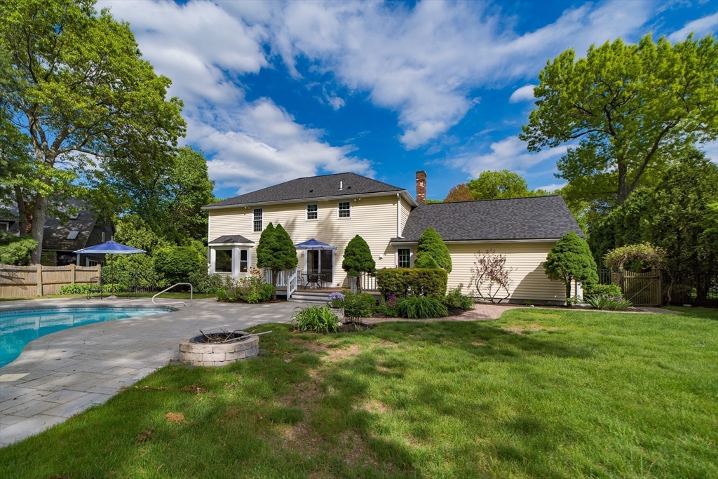 56 Emerson Rd