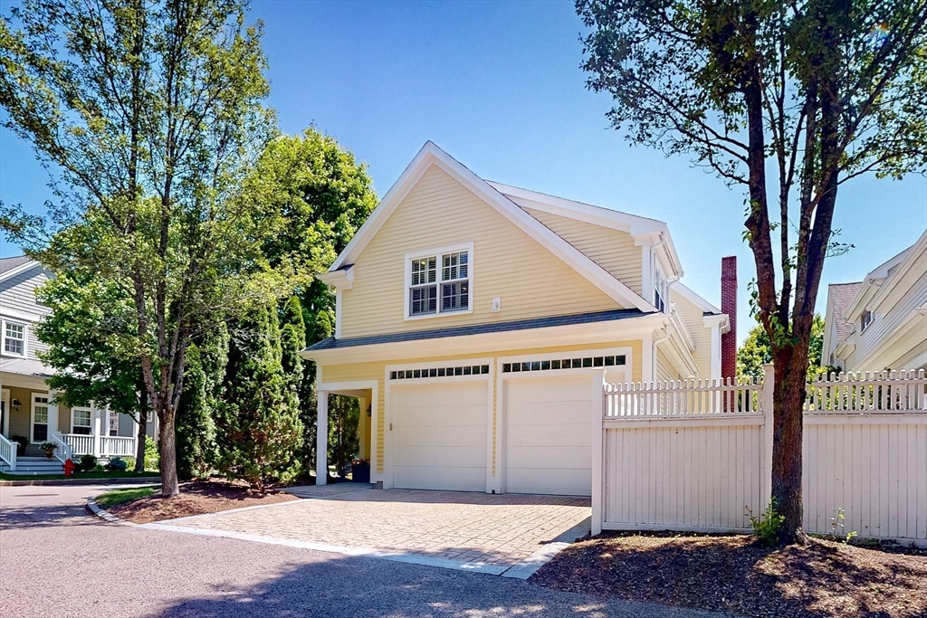 5 Maple St # 5