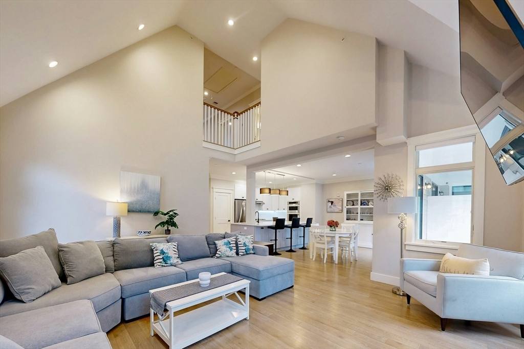 3 Hennery Way Bld E # 3