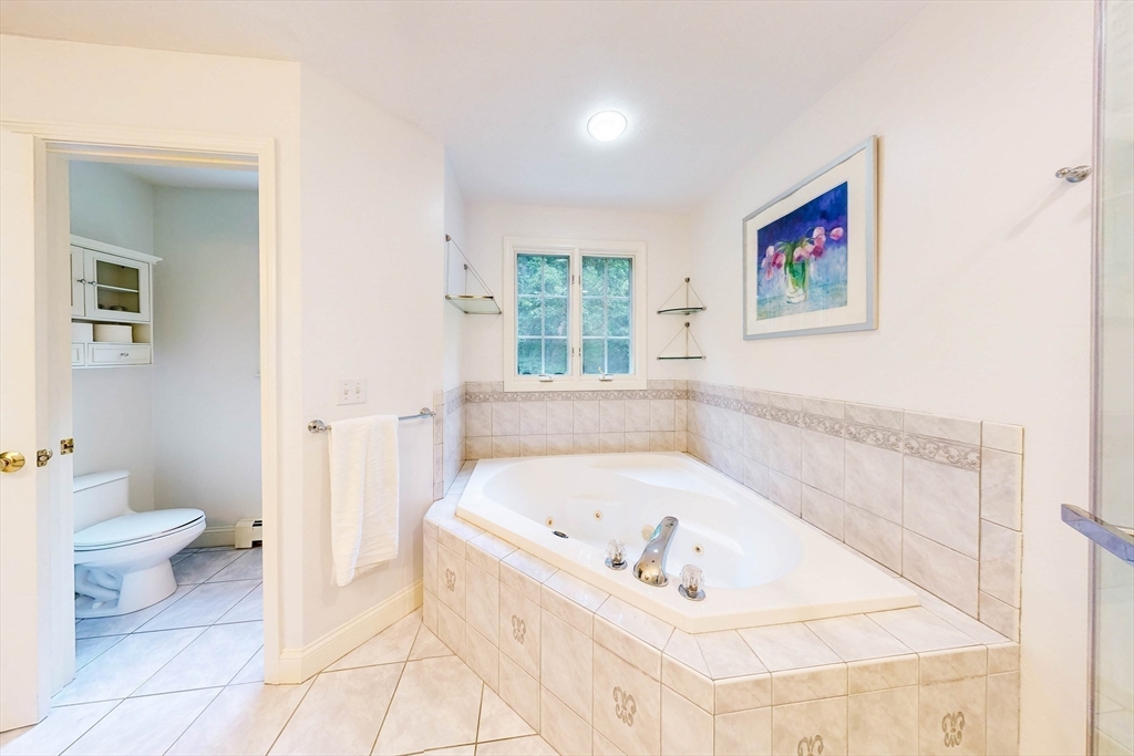 18 Birch Ln