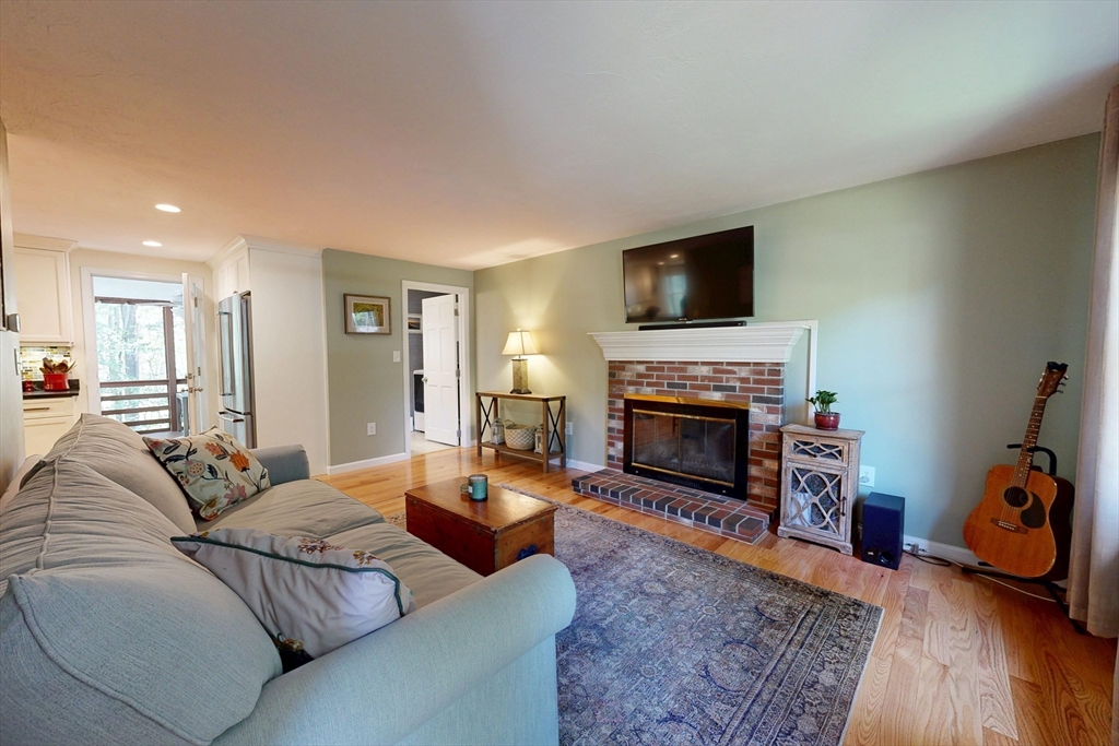 15 Ridge St