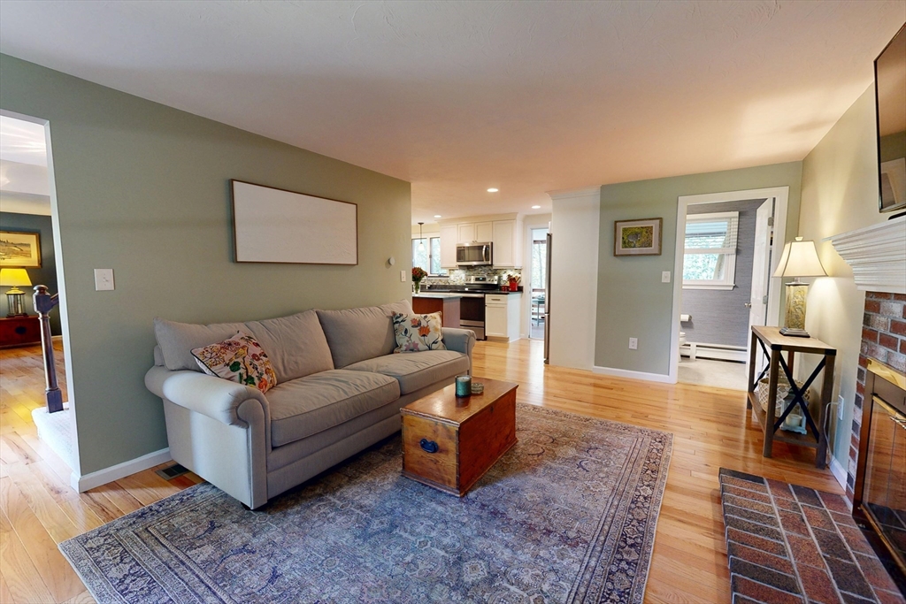 15 Ridge St