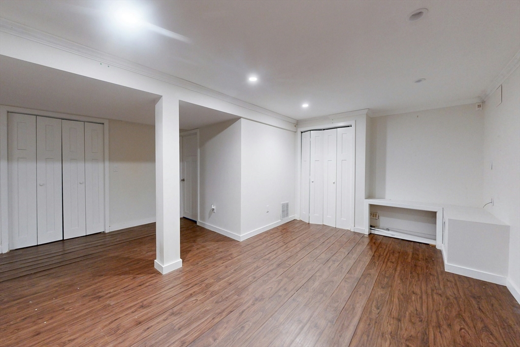 80 West St