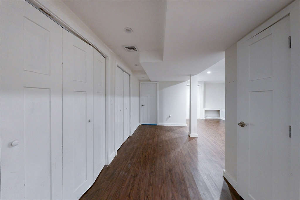 80 West St