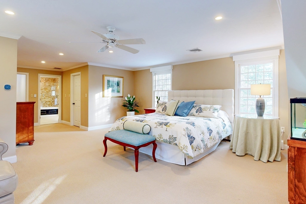 1 Chestnut Ln
