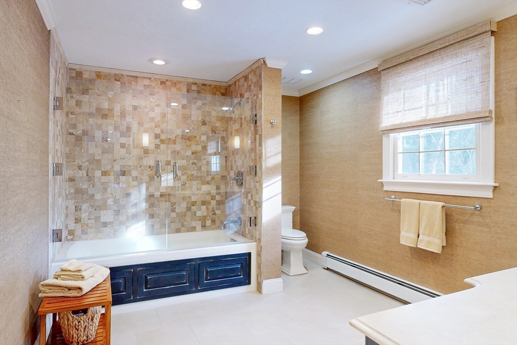 1 Chestnut Ln