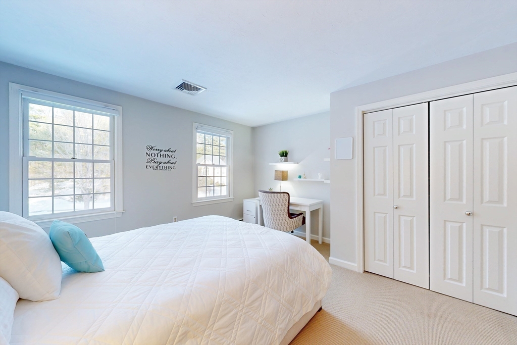 1 Chestnut Ln