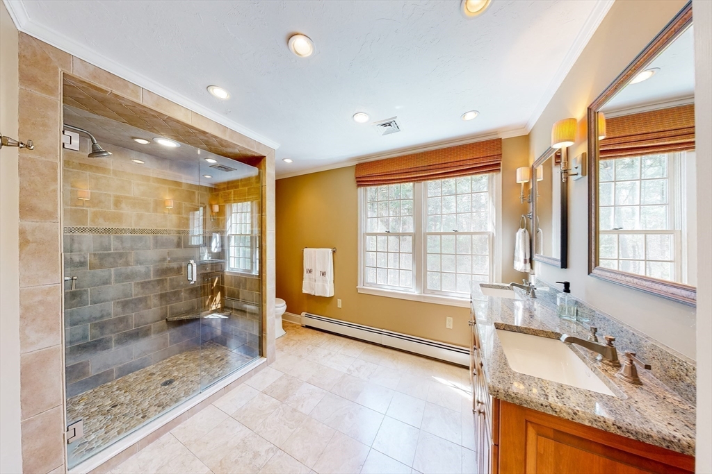 1 Chestnut Ln