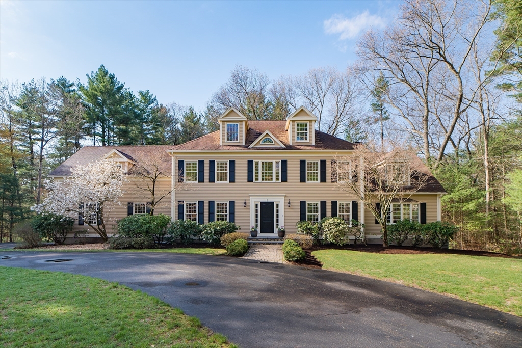 1 Chestnut Ln