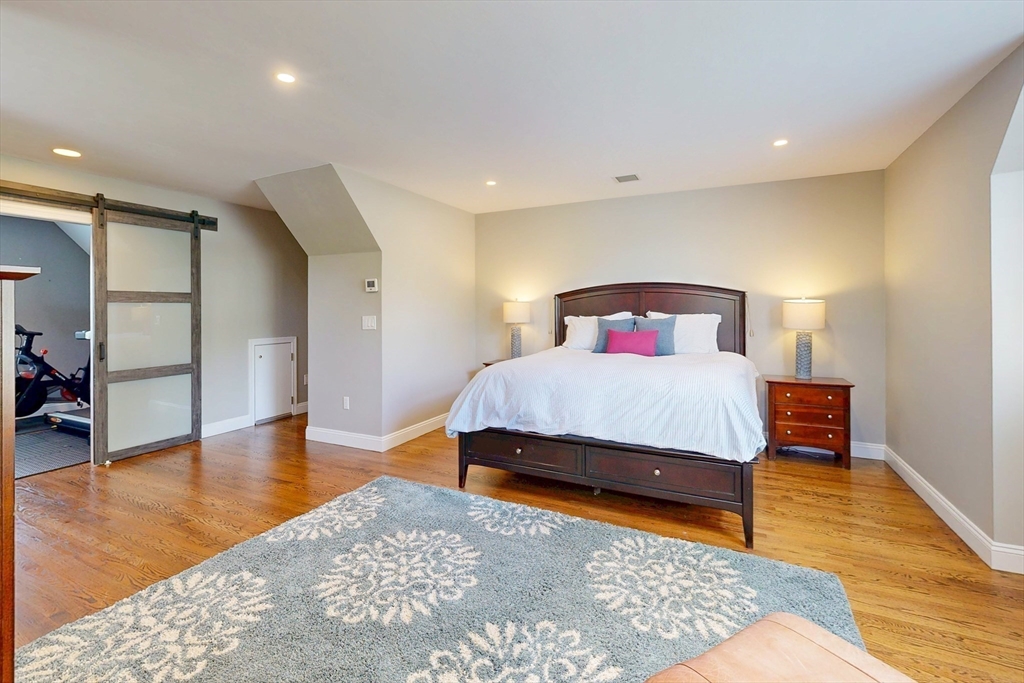 15 Loeffler Ln