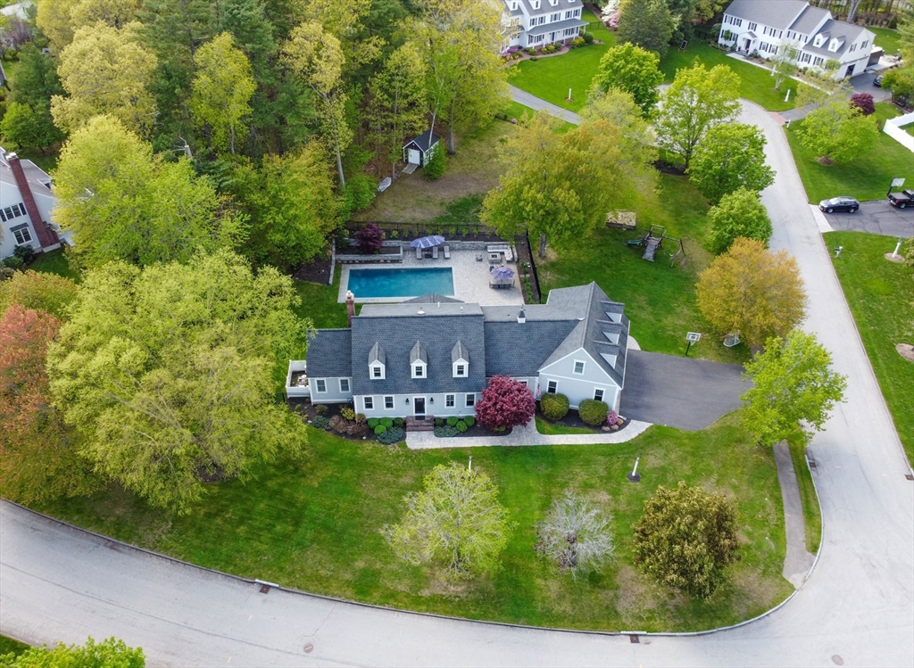 15 Loeffler Ln