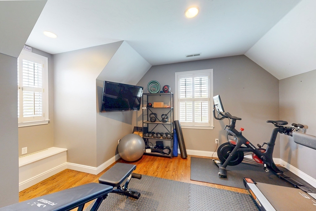 15 Loeffler Ln