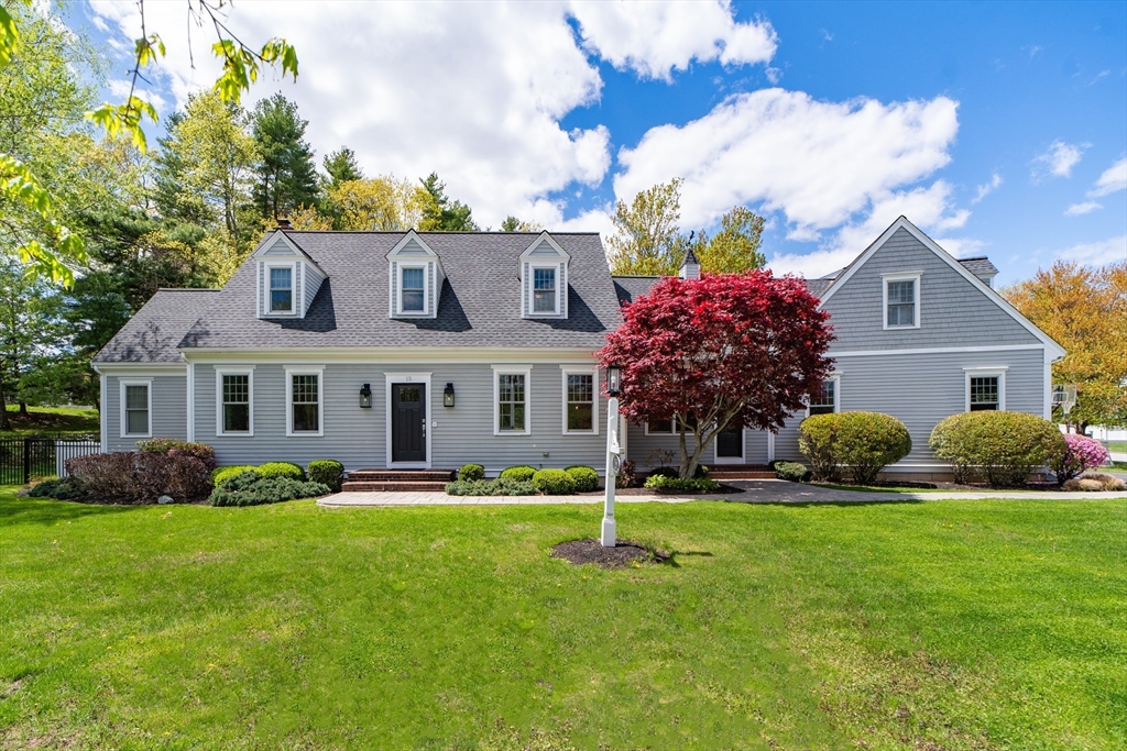 15 Loeffler Ln