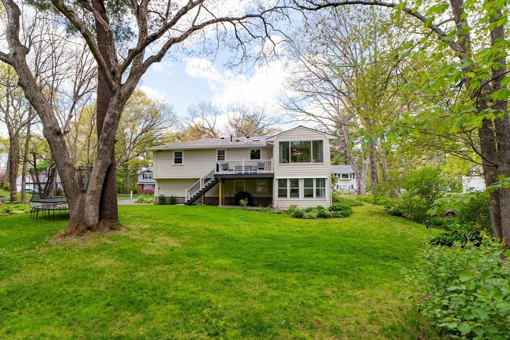 18 Emerson Rd